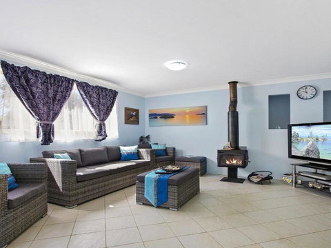 The Burra Break 3 Minute Walk To Beach Access - Sunshine Coast Guide 6