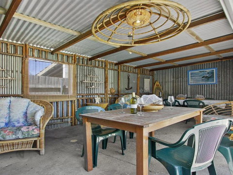 The Burra Break 3 Minute Walk To Beach Access - Sunshine Coast Guide 2