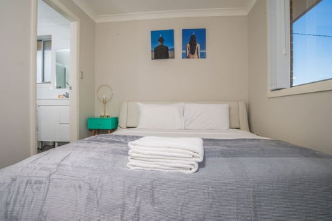 Peaceful 2kingbed Rootyhill Townhouse Near Station - Sunshine Coast Guide 4