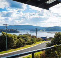 Inlet Views at 20 The Loop - Sunshine Coast Guide