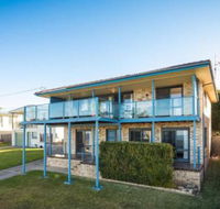 45 Hillside Cres Beach House - Sunshine Coast Guide