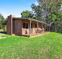 Braeside Cabin One Pinkwood - Sunshine Coast Guide