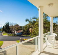 Crystal Waters Unit 2 - Sunshine Coast Guide