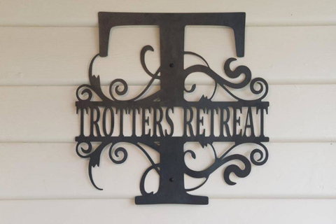 Trotters Retreat - Sunshine Coast Guide 6