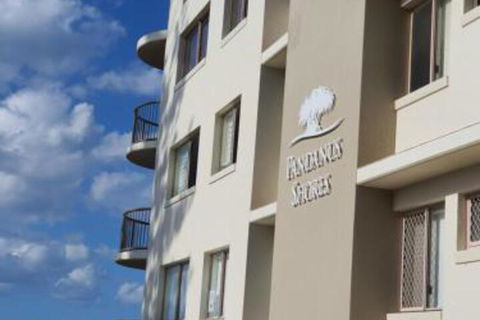 Pandanus Shores Kings Beach - Sunshine Coast Guide 5