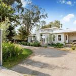 BARRIMA SOMERS BEACH - Sunshine Coast Guide 0