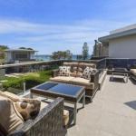 SEA GRANGE MORNINGTON - Sunshine Coast Guide 1