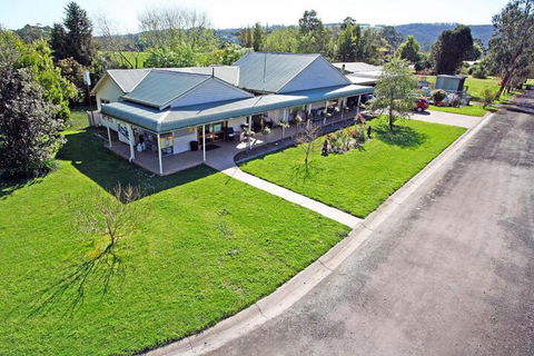 Otways Tourist Park - Sunshine Coast Guide 7
