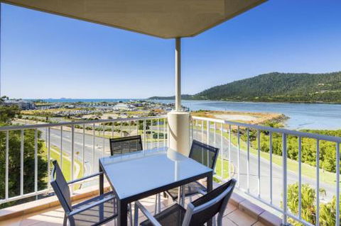 ?Airliedise?NO Hills?Kitchen?5min Walk 2 Ferry Terminal?WiFi?Netflix - Sunshine Coast Guide 4