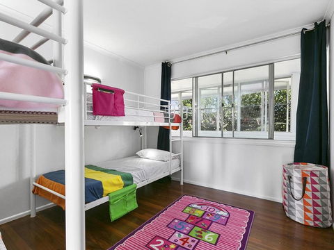 Surfs Up Peregian Beach - Sunshine Coast Guide 3