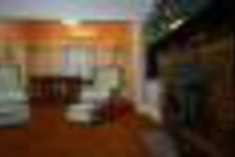 Skymirror Cottage - Sunshine Coast Guide 3