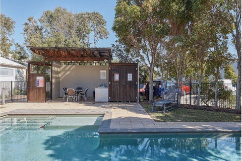 COCOMO VILLA - Sunshine Coast Guide 1