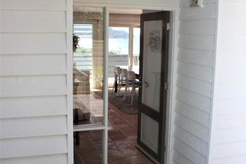 AQUA VIEW - Sunshine Coast Guide 7
