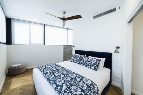 Accommodate Canberra Warehouse - Sunshine Coast Guide 1