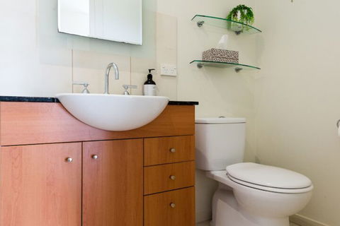Hilltop House - Sunshine Coast Guide 7