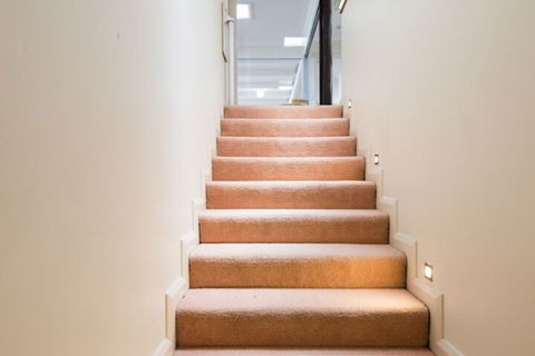 Hilltop House - Sunshine Coast Guide 2