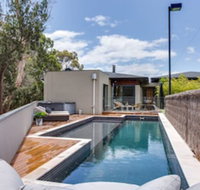 Kalina Retreat tennis  pool - Sunshine Coast Guide