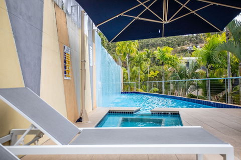 Spacious Tropical Sanctuary Ocean Views - Sunshine Coast Guide 5