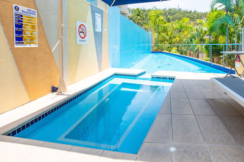 Spacious Tropical Sanctuary Ocean Views - Sunshine Coast Guide 0
