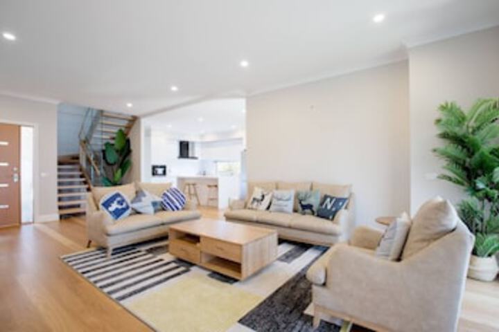 Ashburton VIC Sunshine Coast Guide