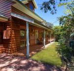 Semaphore Beach House - Sunshine Coast Guide