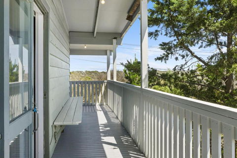 TREE TOPS VIEWS BLAIRGOWRIE - Sunshine Coast Guide 7