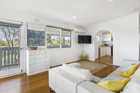 TREE TOPS VIEWS BLAIRGOWRIE - Sunshine Coast Guide 6