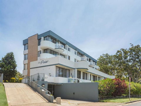 Seize The Sunshine At Soldiers Point - Sunshine Coast Guide 5