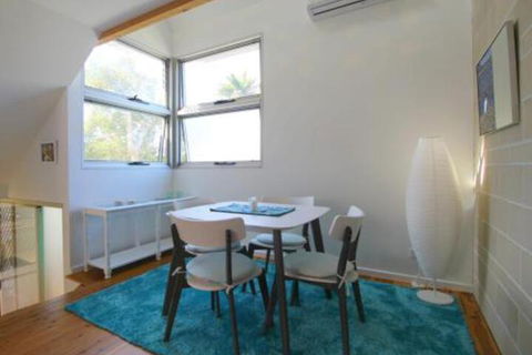 Pacific Terraces 3 38 Pacific Street - Sunshine Coast Guide 0