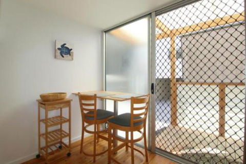 Pacific Terraces 3 38 Pacific Street - Sunshine Coast Guide 5