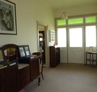 Claremont Farmhouse - Sunshine Coast Guide