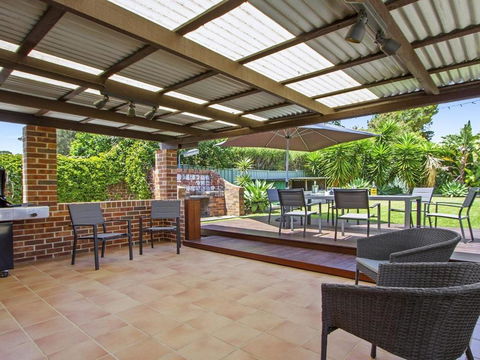 Amersham Great Family Accommodation - Sunshine Coast Guide 5