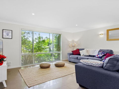 Amersham Great Family Accommodation - Sunshine Coast Guide 4