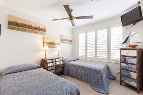 Home Away From Home With Sweeping Ocean Views Unit 12 60 Peregian Esplanade - Sunshine Coast Guide 5