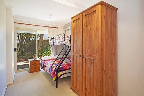 Tropical 5 Bedroom Family Getaway In Noosa Heads - Sunshine Coast Guide 5