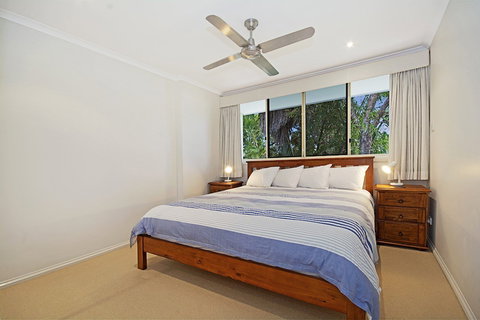Tropical 5 Bedroom Family Getaway In Noosa Heads - Sunshine Coast Guide 4