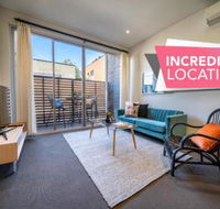 Floral on Frew Heart of the CBD Wifi Netflix - Sunshine Coast Guide