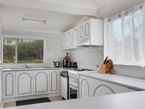 Did Dell St. 60 Ulladulla - Sunshine Coast Guide 5