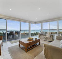 Mitchell Pde 118 Mollymook - Sunshine Coast Guide