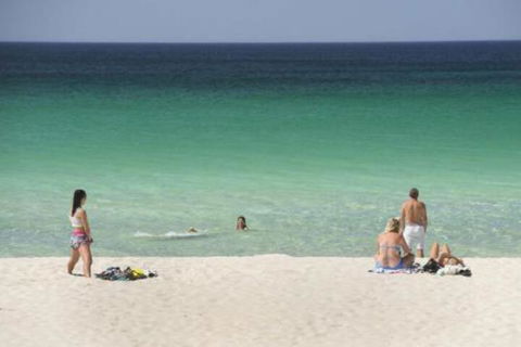 EeBee House - Sunshine Coast Guide 3