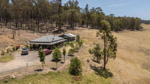 Mt Taylor Country Retreat 15 Minutes To Bairnsdale - Sunshine Coast Guide 1