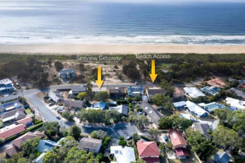 Seaview Getaway - Sunshine Coast Guide 5