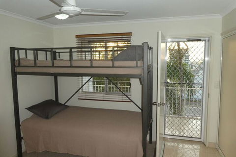 Townsville Terrace - Sunshine Coast Guide 2