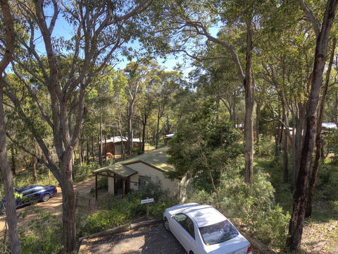 Gum Grove Chalets - Sunshine Coast Guide 5