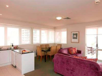 Manor House - Sunshine Coast Guide 1