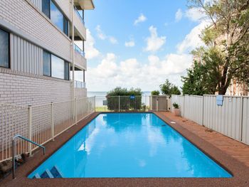 Bangalee Unit 5 / 41 Soldiers Point Road - Sunshine Coast Guide 2