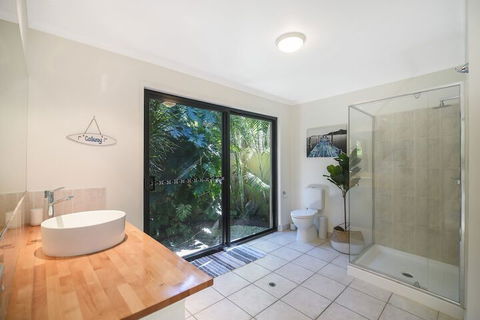 Home Away From Home, 38 Redwood Avenue, Marcus Beach, Noosa Area - Sunshine Coast Guide 5