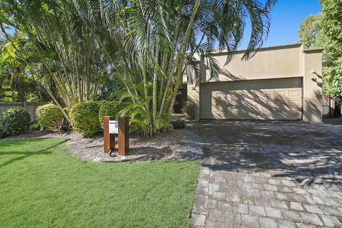 Home Away From Home, 38 Redwood Avenue, Marcus Beach, Noosa Area - Sunshine Coast Guide 1