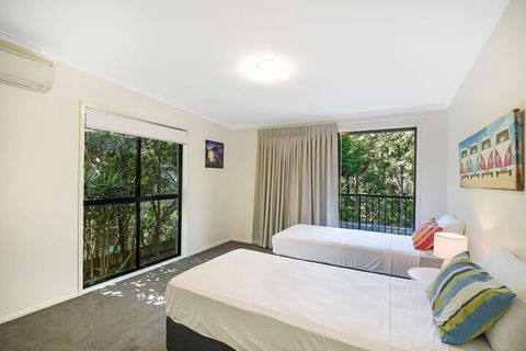 Home Away From Home, 38 Redwood Avenue, Marcus Beach, Noosa Area - Sunshine Coast Guide 4