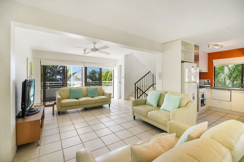 Breffney - 4/4 Avocet Parade - Sunshine Coast Guide 4